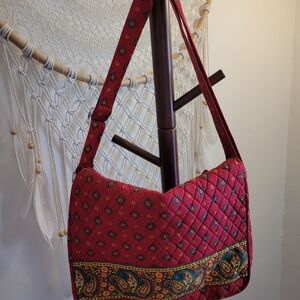 Victoria Hill messenger bag